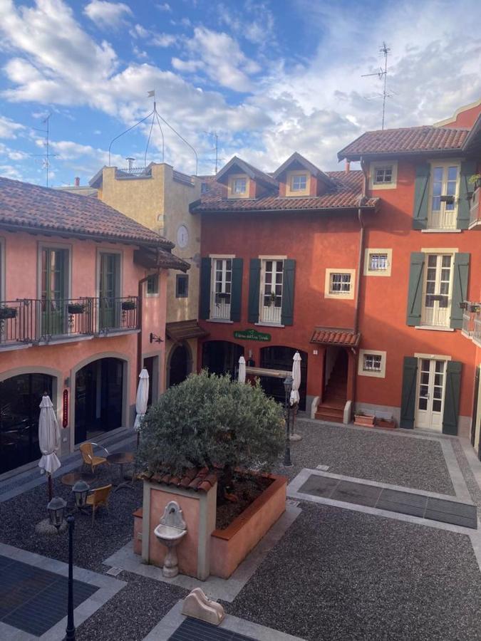 La Corte Di Vicolo Torre Uboldo Exteriör bild